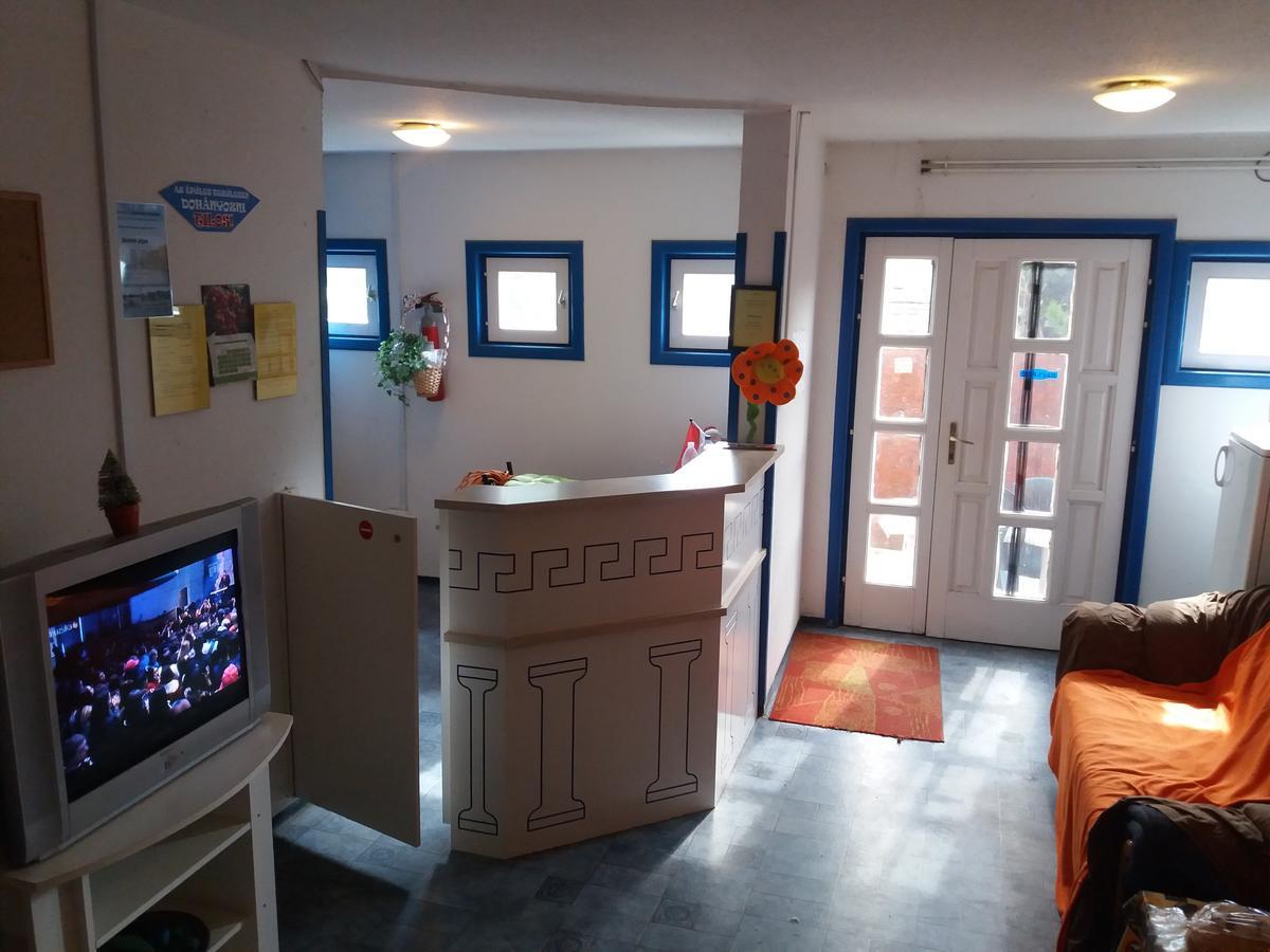 Oazis Park Motel Rackeve Ngoại thất bức ảnh